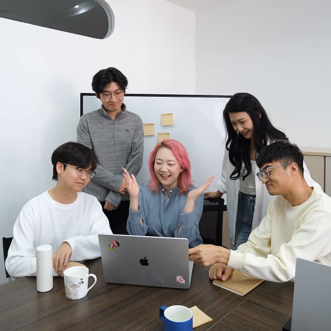 Meet the Nomad eSIM Team